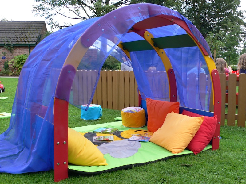 Recycled Plastic Play Den Play Barn from Kedel Limited